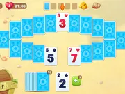 Tripeaks Solitaire Escapes game thumbnail